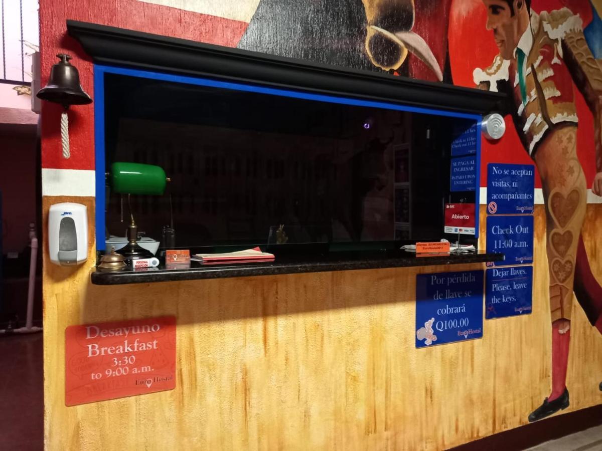 Euro Hostal Guatemala-Stad Buitenkant foto