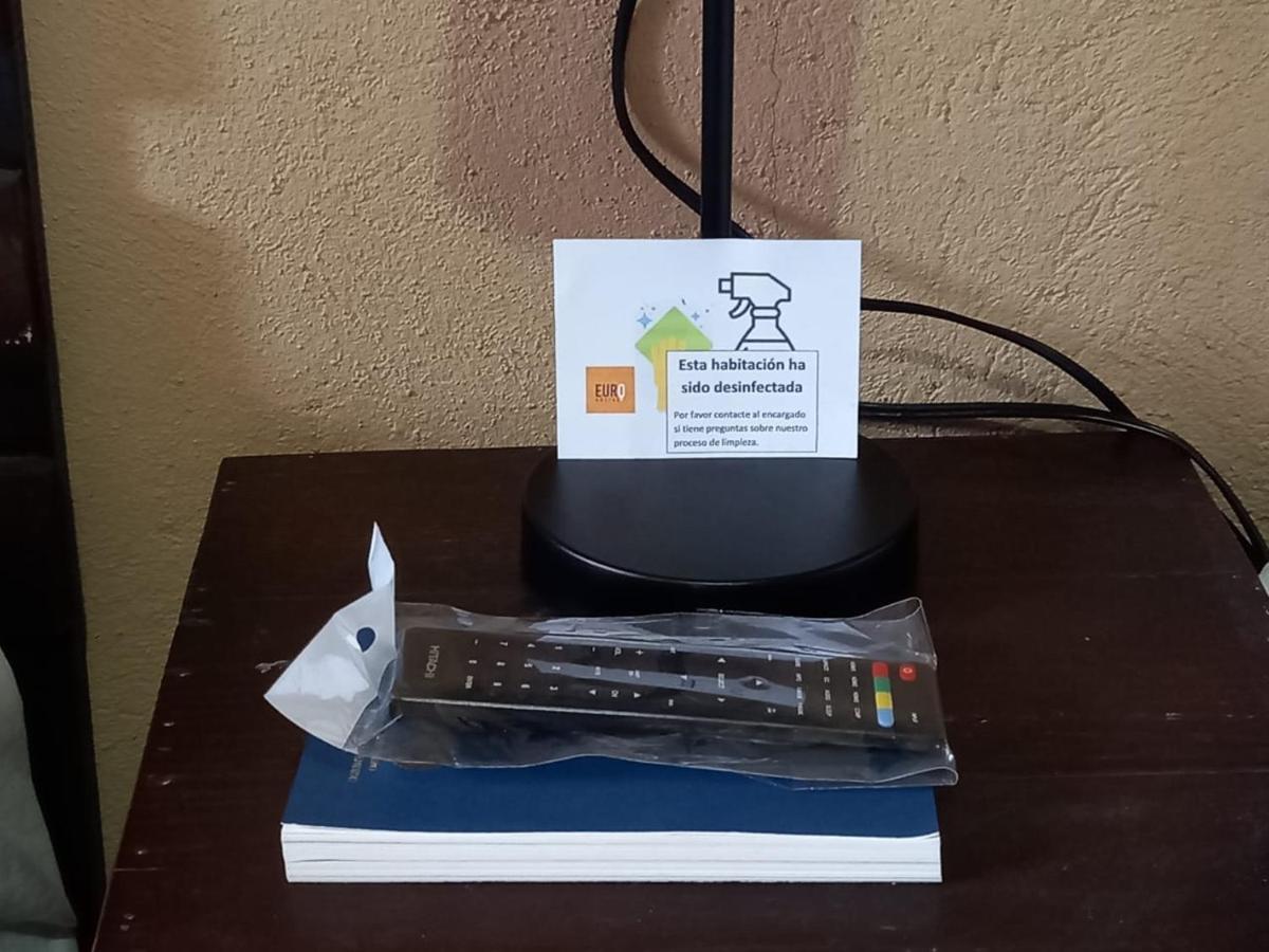 Euro Hostal Guatemala-Stad Buitenkant foto