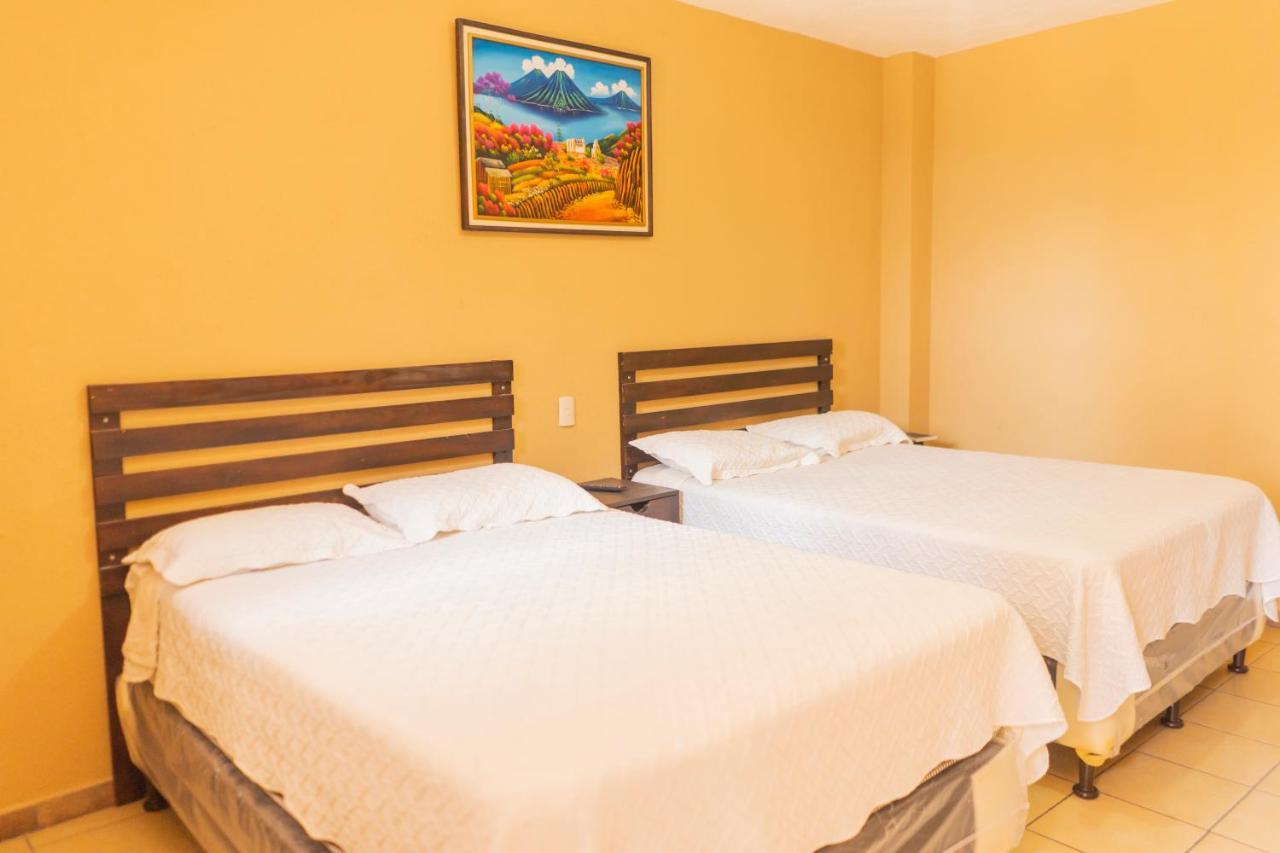 Euro Hostal Guatemala-Stad Buitenkant foto