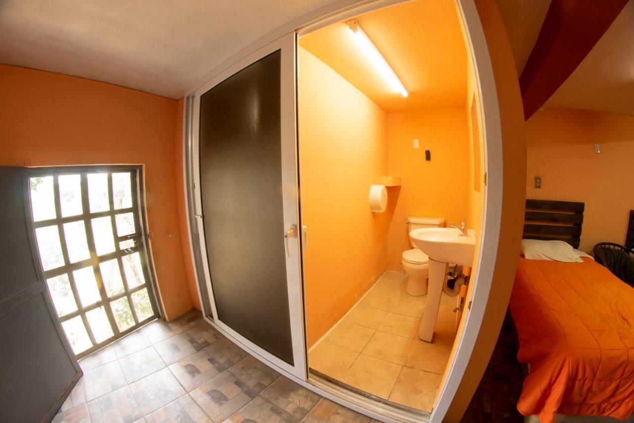Euro Hostal Guatemala-Stad Buitenkant foto