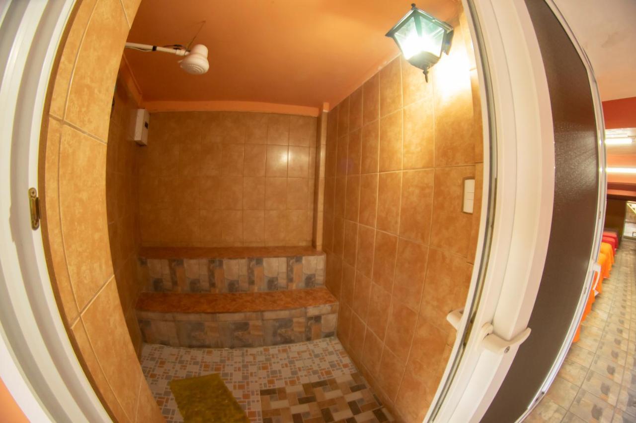 Euro Hostal Guatemala-Stad Buitenkant foto