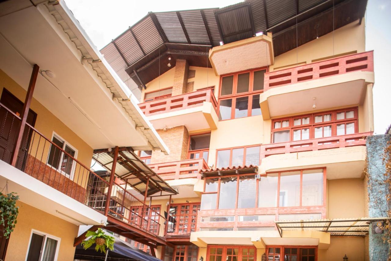 Euro Hostal Guatemala-Stad Buitenkant foto